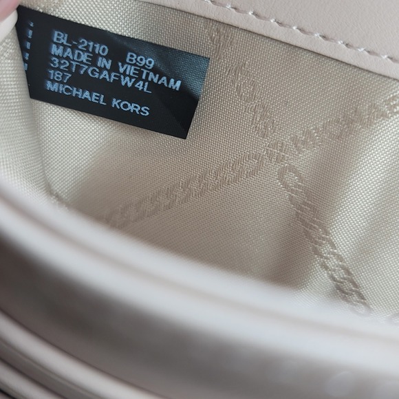 Michael Kors‎ Double Zip Wristlet Pale Pink Pebble Leather Wallet - Picture 13 of 16